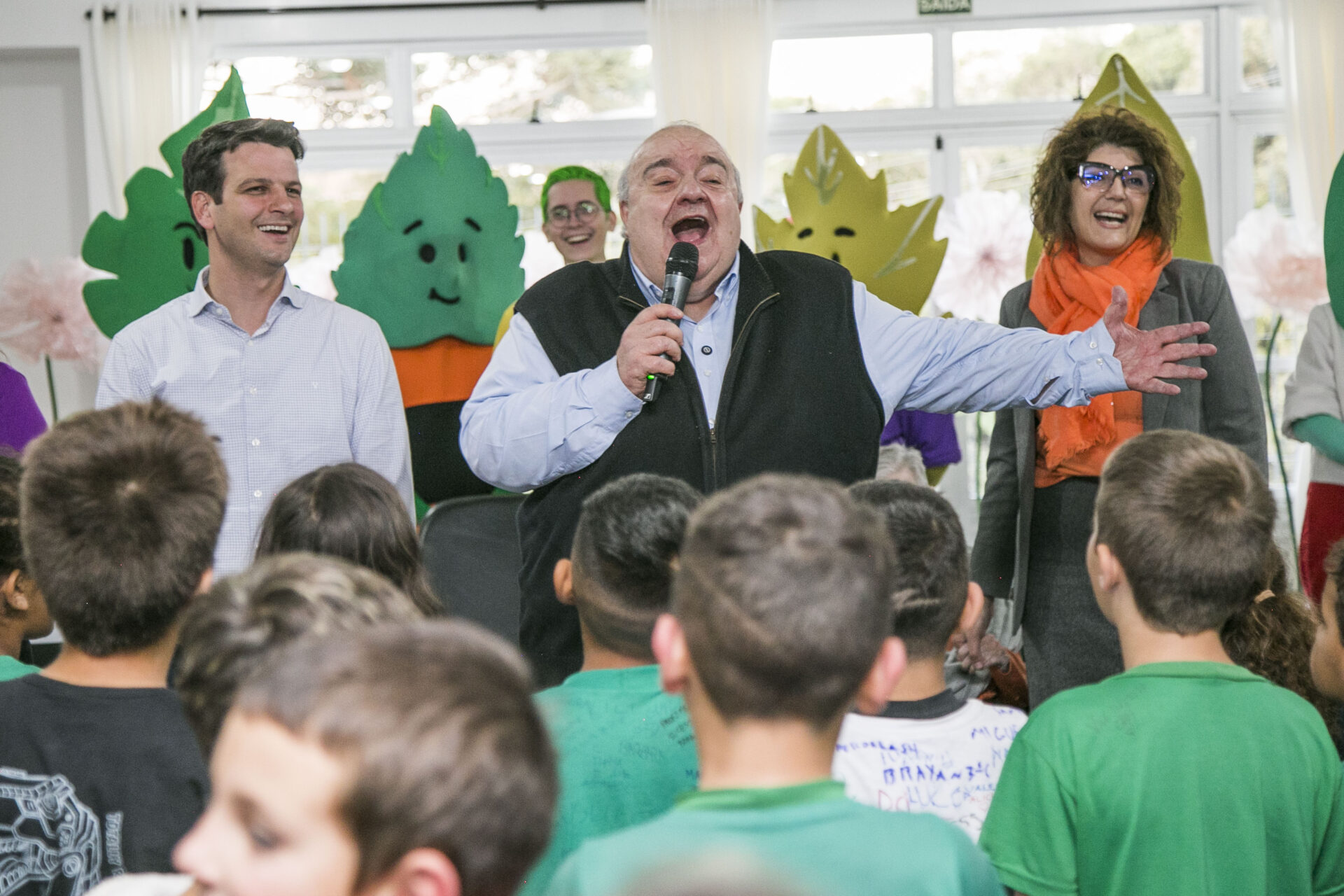 Prefeito Entrega Obra Da Nova Escola Integral De Curitiba Investimento