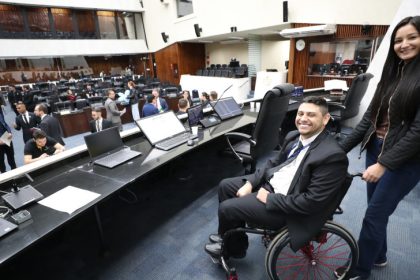 Assembleia Legislativa do Paraná | ALEP | Notícias > Comunicação PU 2025: deputados universitários comemoram a experiência e o aprendizado no Parlamento Universitário