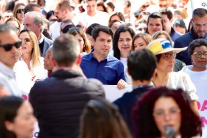 Assembleia Legislativa do Paraná | ALEP | Notícias > 3ª Caminhada do Meio-Dia contra o Feminicídio mobiliza parlamentares em todo o estado