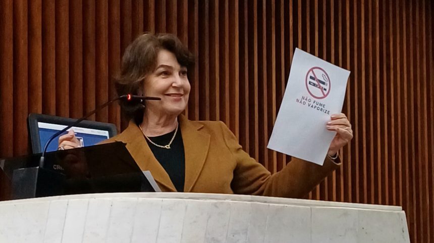 Assembleia Legislativa do Paraná | ALEP | Notícias > Projeto de lei inclui cigarros eletrônicos nos avisos de “proibido fumar”