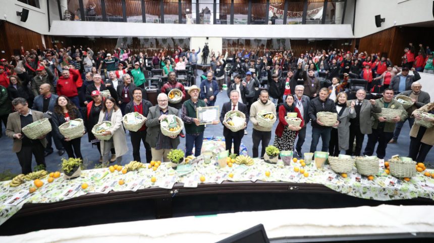 Assembleia Legislativa do Paraná | ALEP | Notícias > Assembleia Legislativa promove Sessão Solene em homenagem à 22ª Jornada de Agroecologia