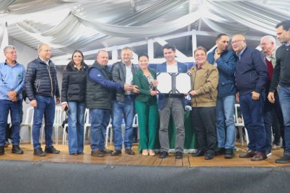 Assembleia Legislativa do Paraná | ALEP | Notícias > Assembleia Itinerante em Goioerê reúne demandas da população para saúde, educação e infraestrutura