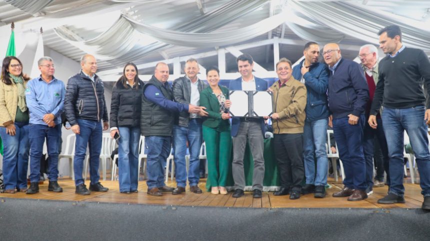 Assembleia Legislativa do Paraná | ALEP | Notícias > Assembleia Itinerante em Goioerê reúne demandas da população para saúde, educação e infraestrutura