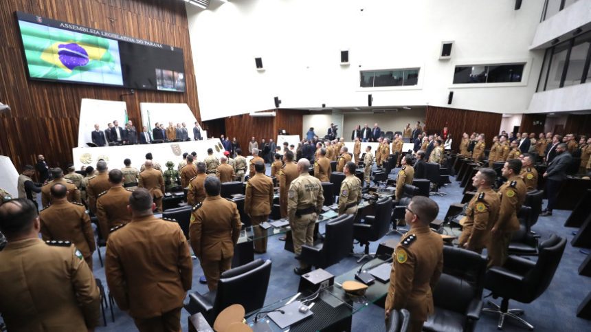 Assembleia Legislativa do Paraná | ALEP | Notícias > Assembleia Legislativa celebra 171 anos de história da Polícia Militar do Paraná