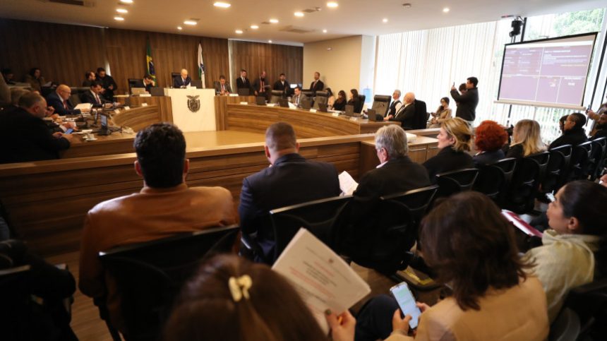 Assembleia Legislativa do Paraná | ALEP | Notícias > CCJ aprova parecer sobre processo disciplinar contra o deputado Renato Freitas (PT)