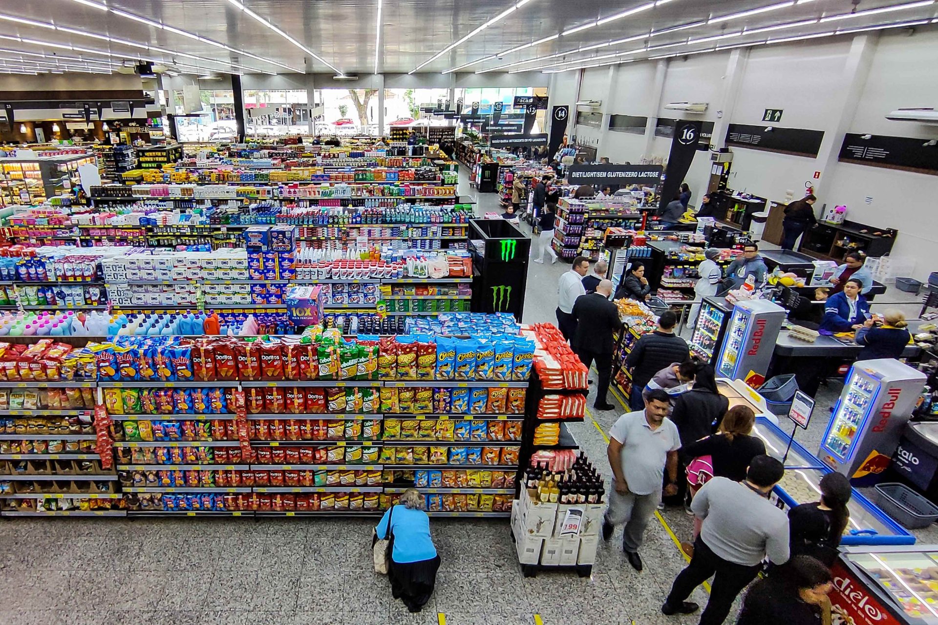 Preços de alimentos e bebidas caem pelo 3º mês consecutivo no Paraná, aponta Ipardes