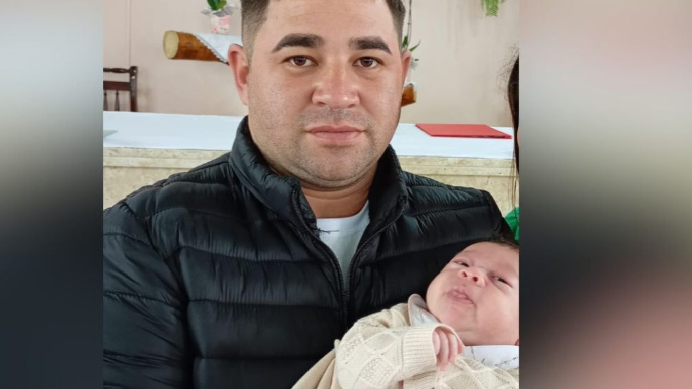 Pai e filho morrem em acidente na BR-153 no Paraná; mãe é resgatada em estado grave